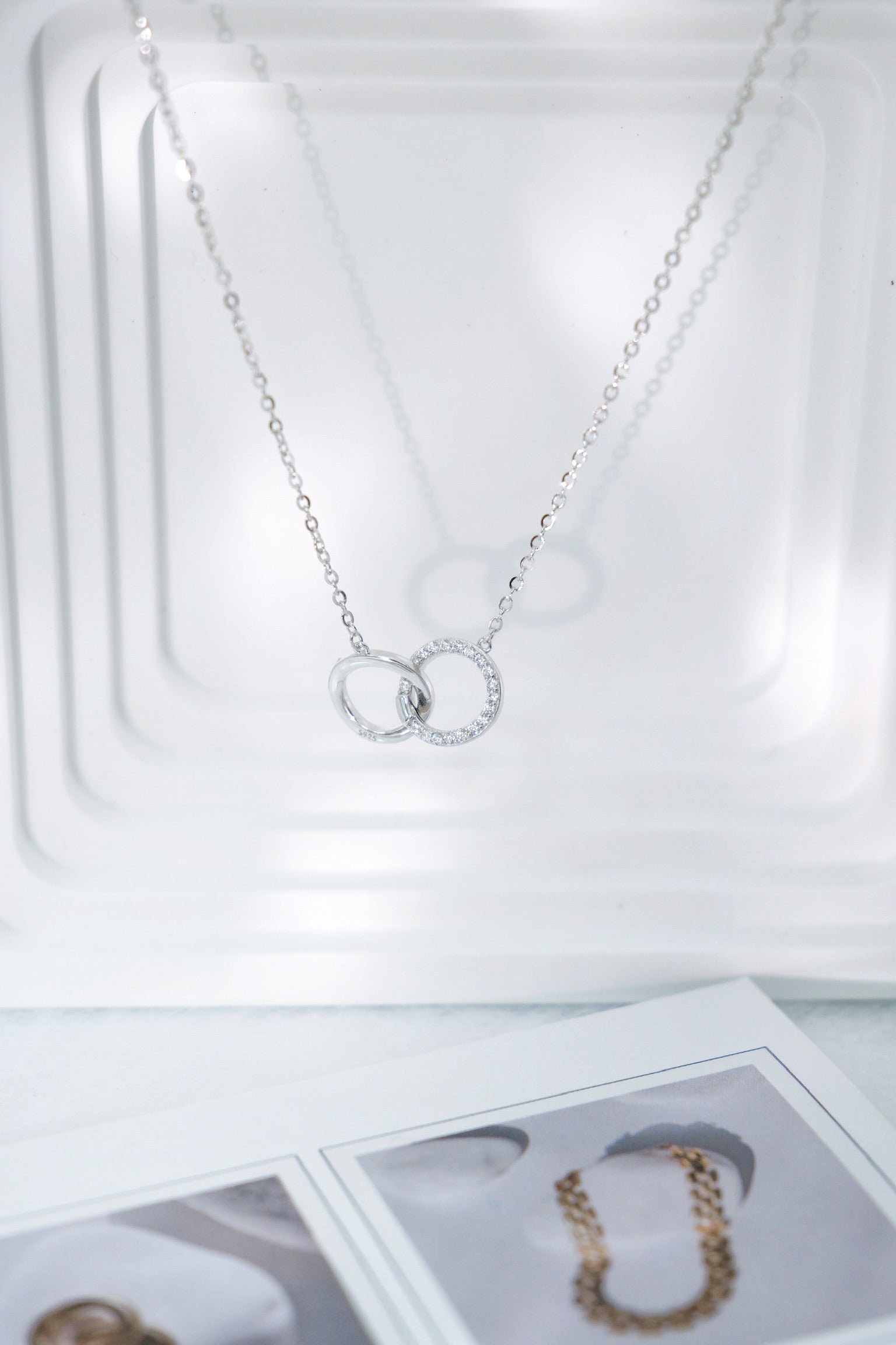Infinite Loop Necklace （Sliver）環環相扣頸鏈（銀）