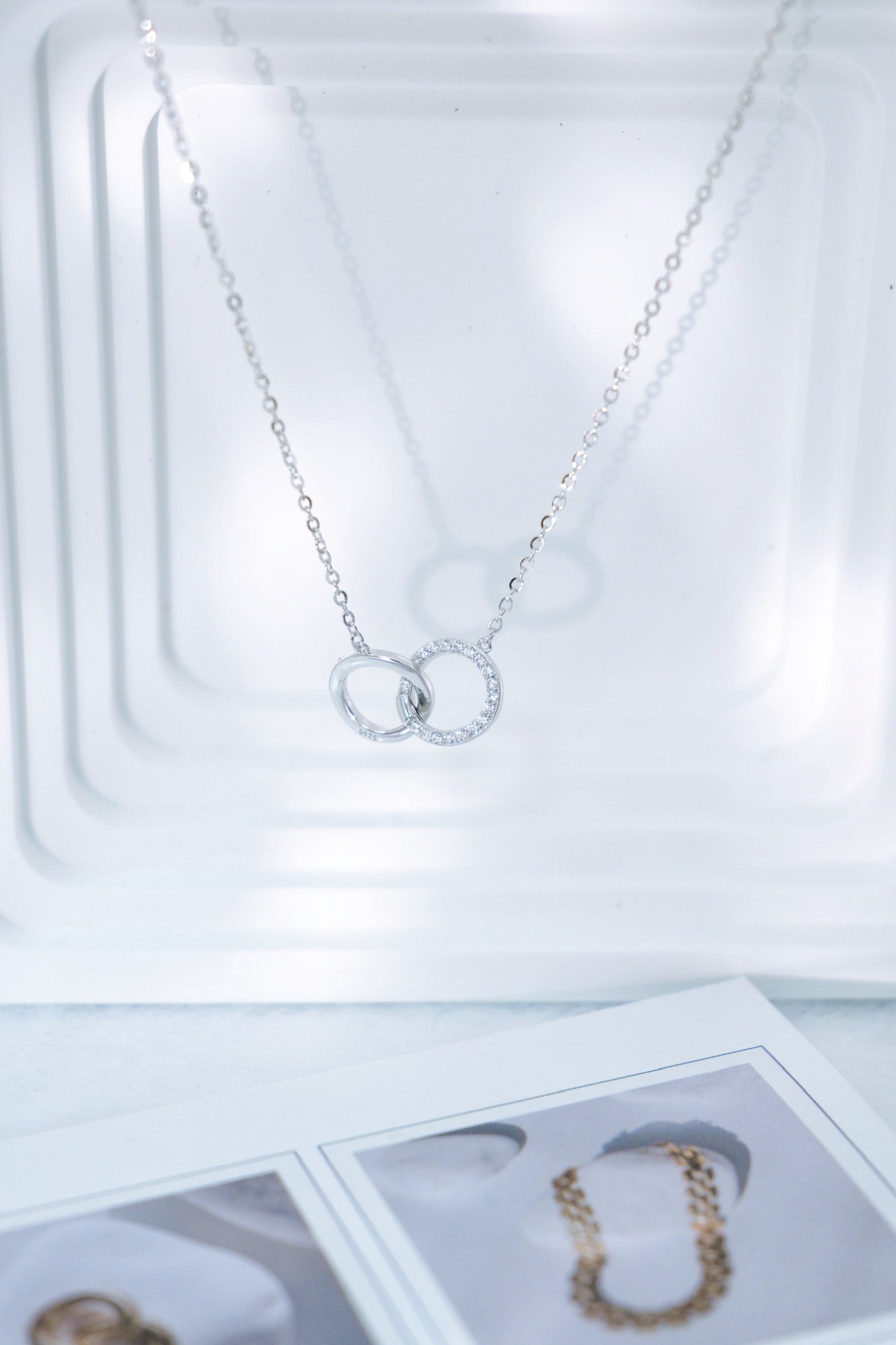 Infinite Loop Necklace （Sliver）環環相扣頸鏈（銀）