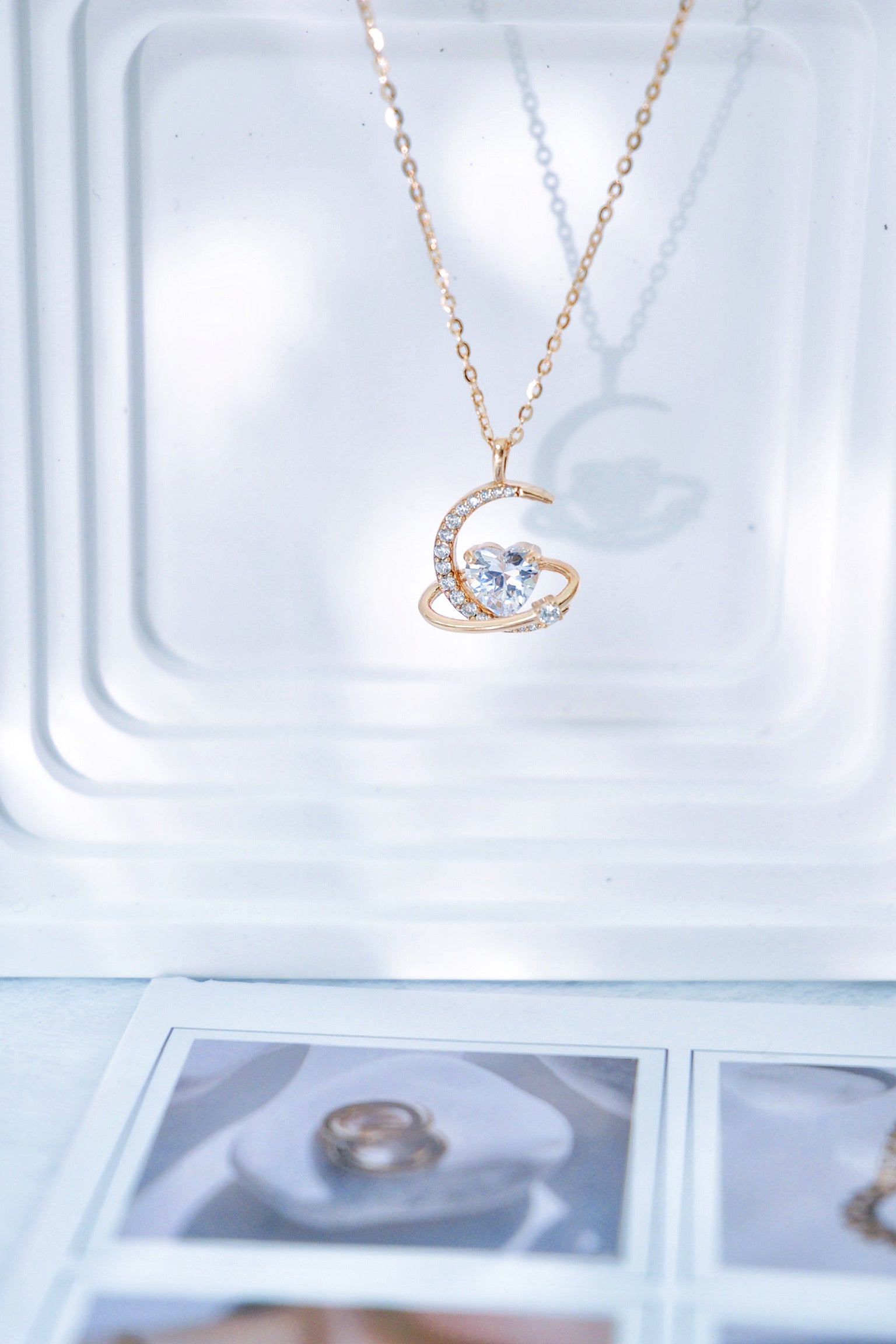 Luna's Ribbon Necklace 月光情書頸鏈