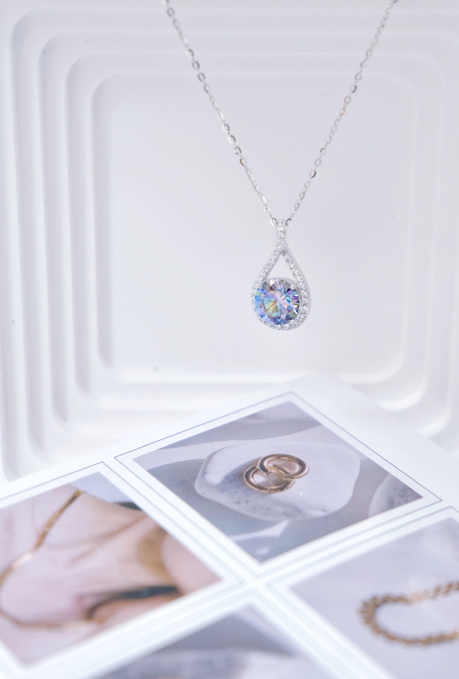 Radiant Raindrop Necklace 水滴璀璨莫桑鑽頸鏈
