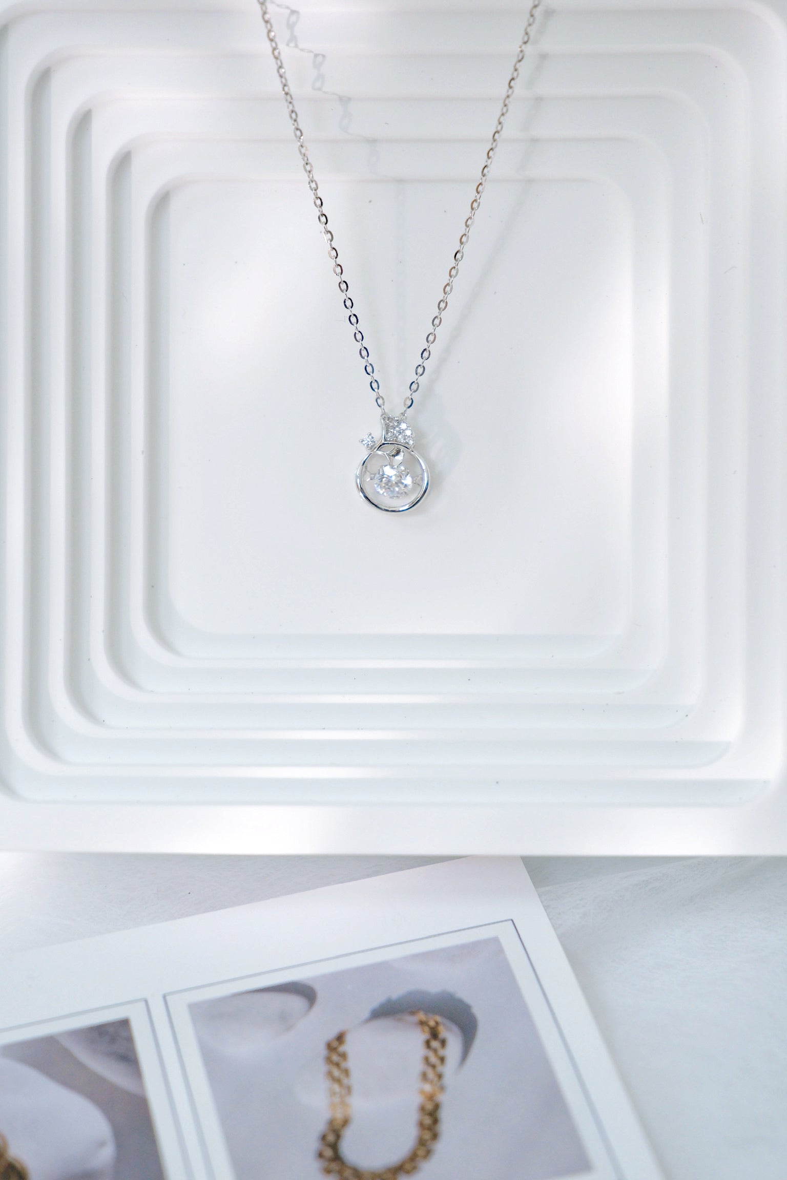Prism Heart Necklace 棱鏡之心頸鏈