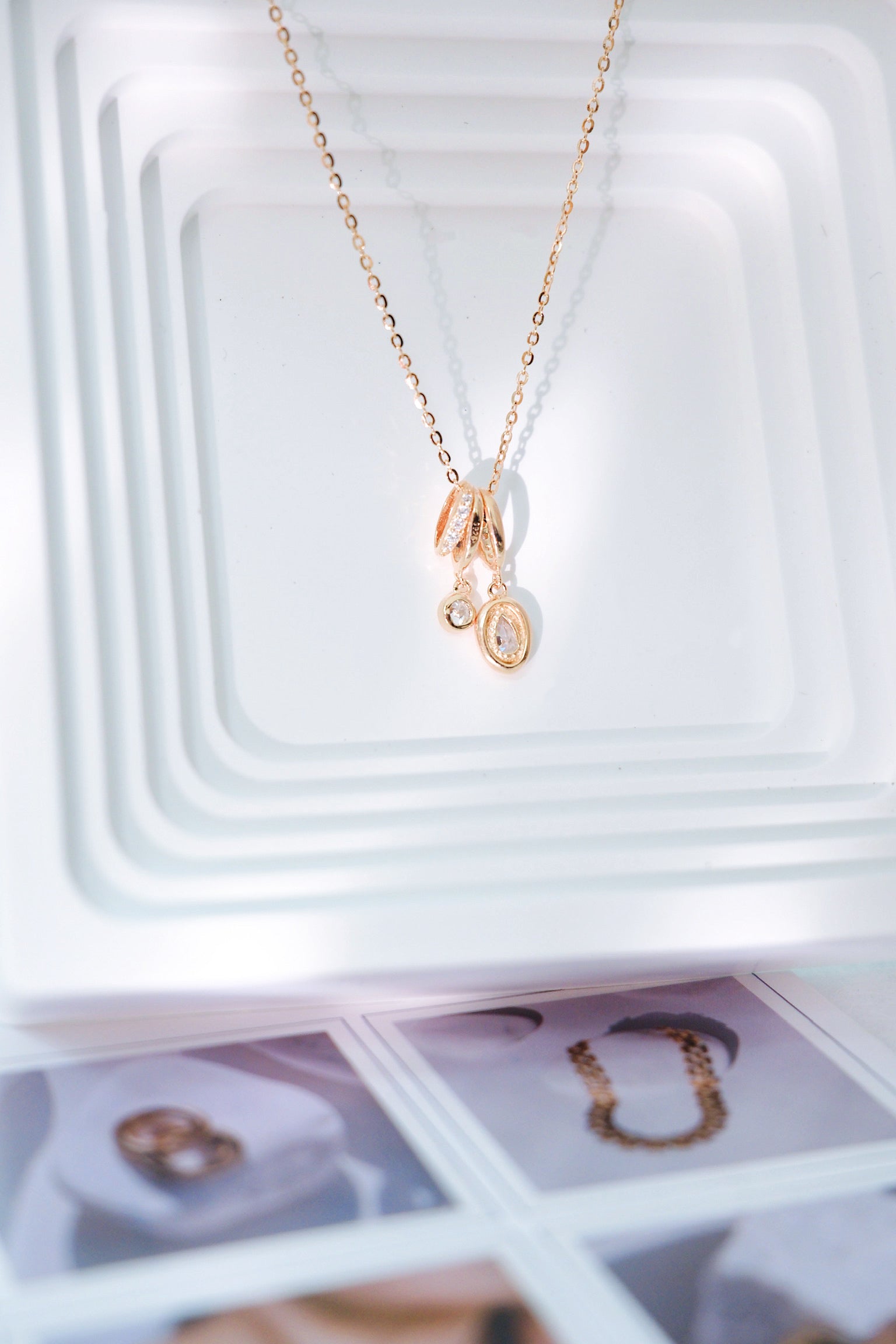 Radiant Dawn Necklace 晨曦之光頸鏈