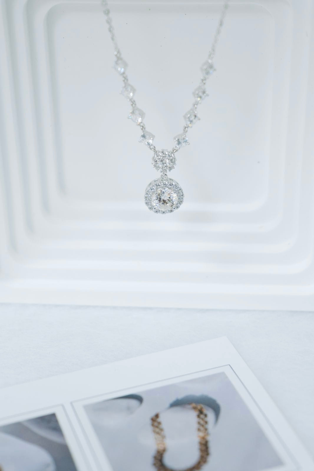 Stellar Beauty Moissanite Necklace
 星下佳人莫桑鑽頸鏈