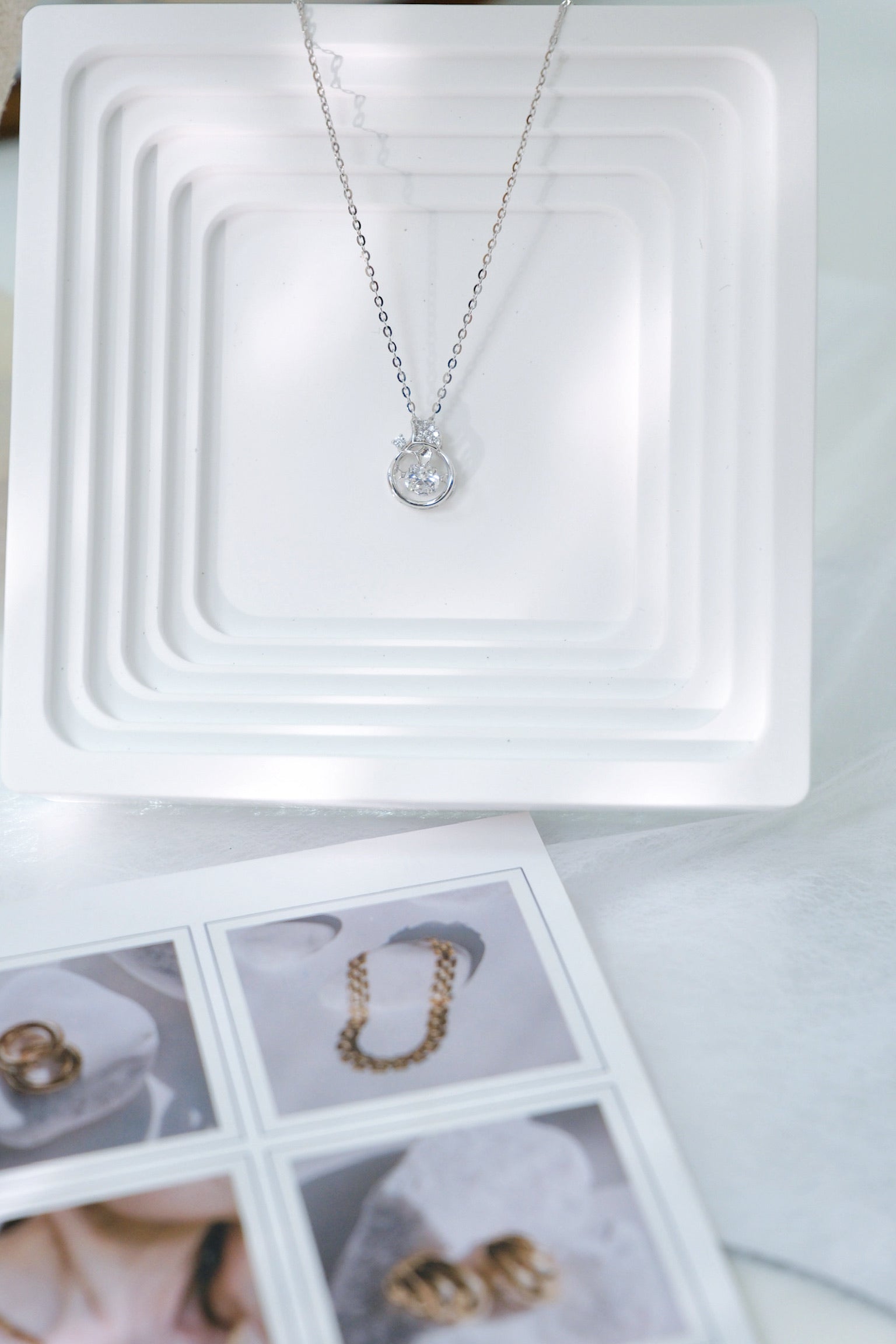 Prism Heart Necklace 棱鏡之心頸鏈