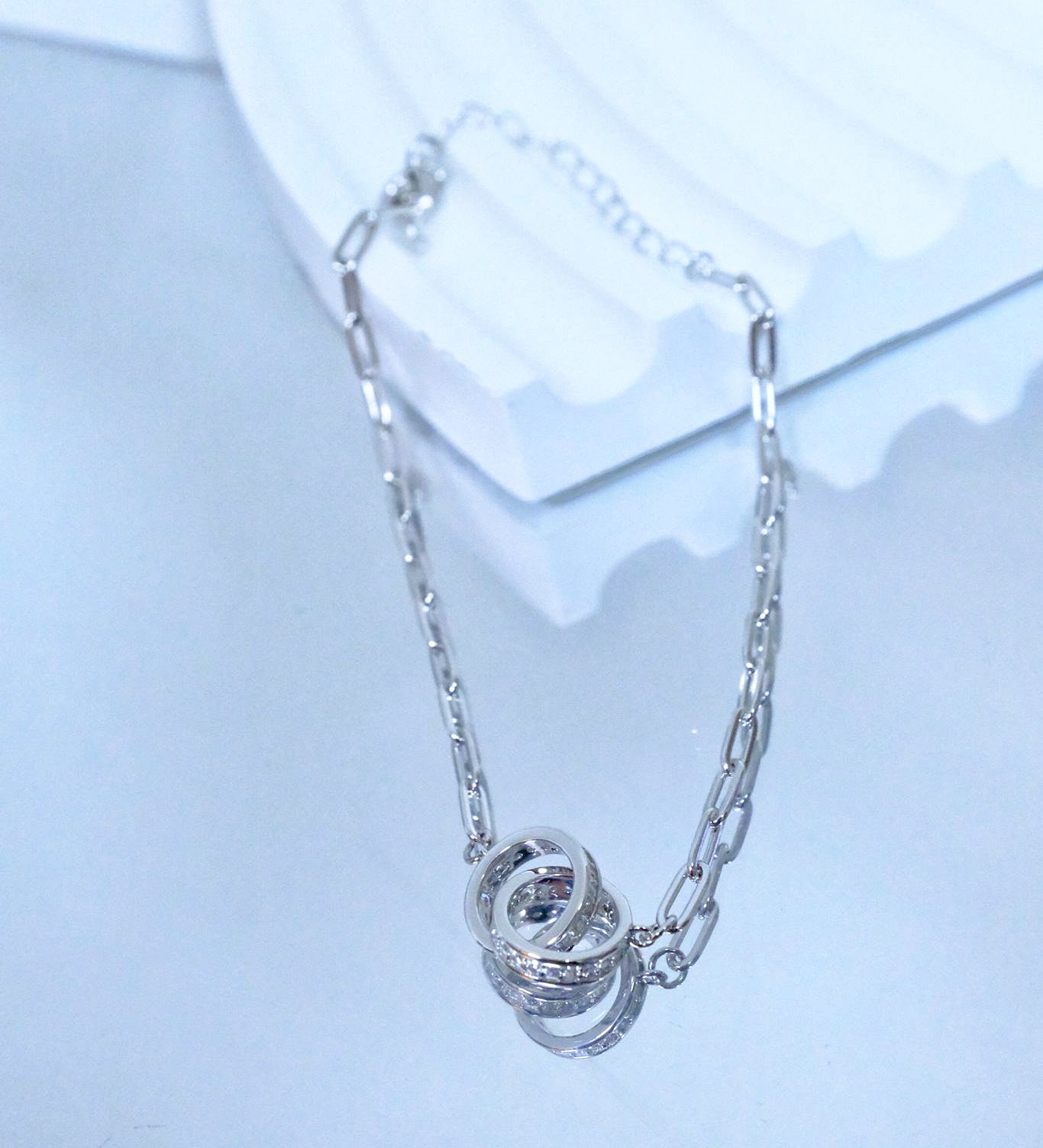Interlocking Rings Bracelet 環環相扣手鏈