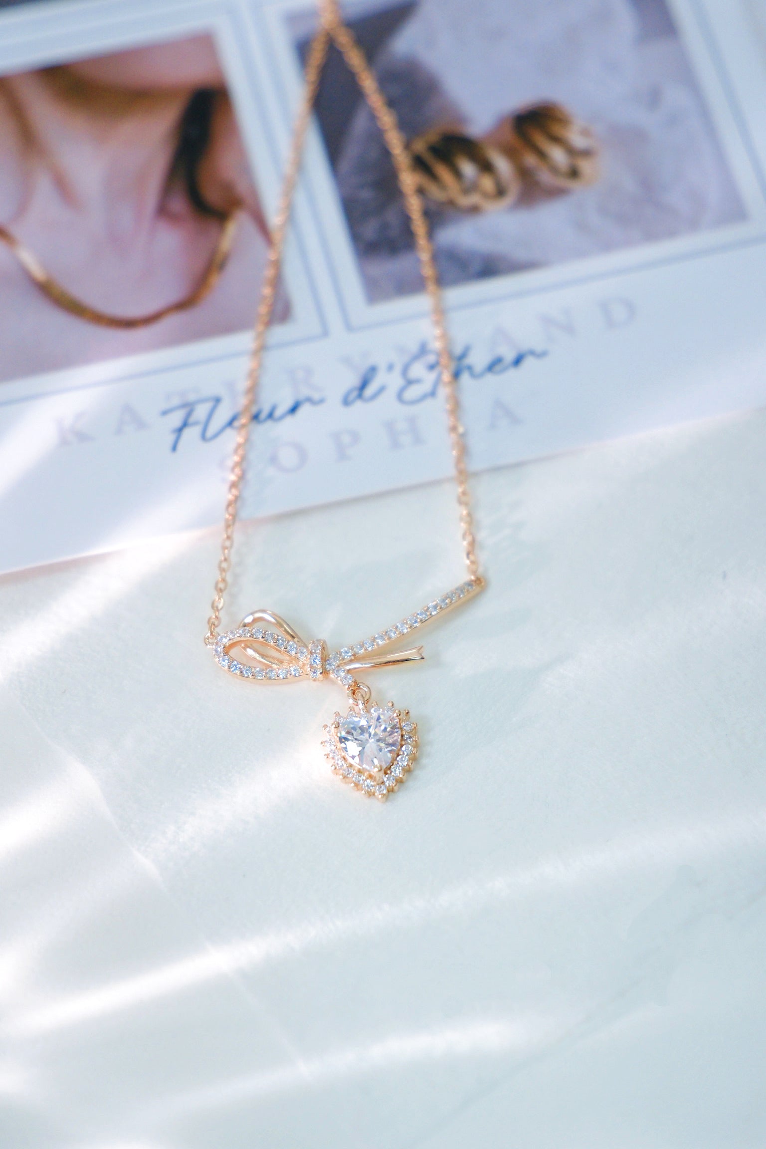 Stellar Whispers Necklace 銀河絮語頸鏈