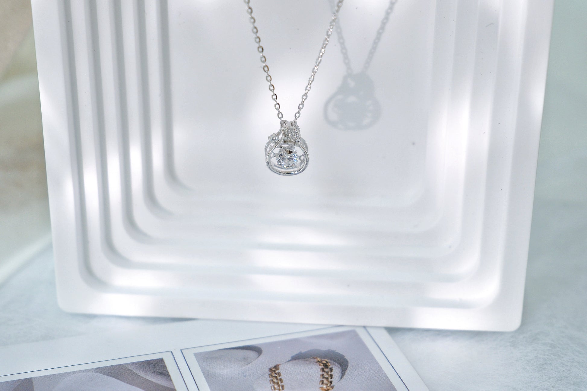 Prism Heart Necklace 棱鏡之心頸鏈