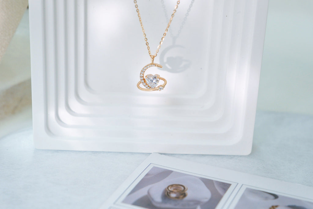 Luna's Ribbon Necklace 月光情書頸鏈